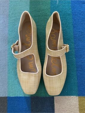 Sam Edelman michaela light beige tan flats